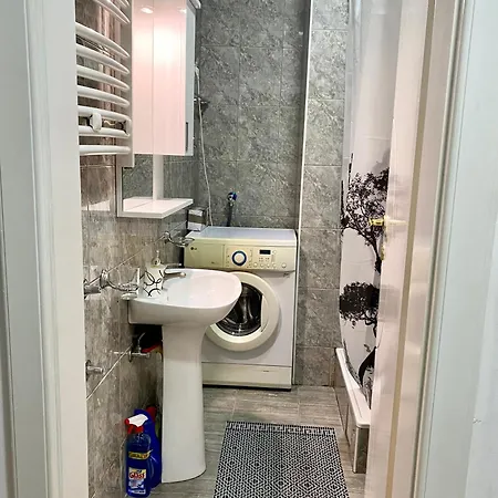 Casa Bella Free Parking *